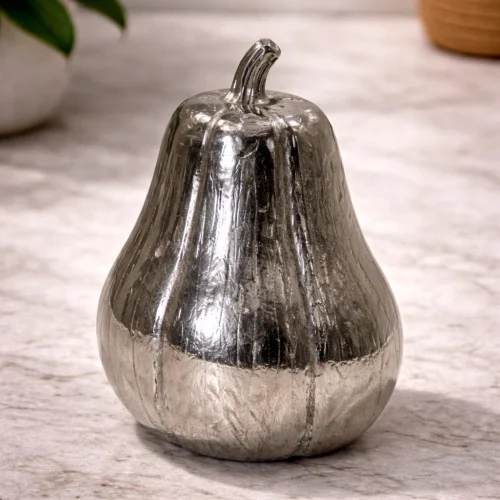 Polished metallic pear